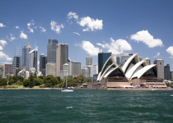 China stocks rise amid broader gains in Asia markets as PBOC reportedly signals rate cuts