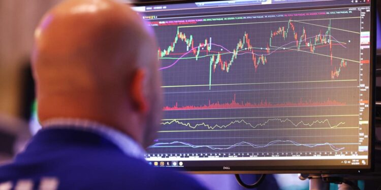 What CFOs Are Saying About Climate Action Amid Political Uncertainty?