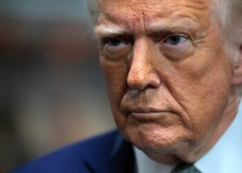 Trump announces 25% tariffs on foreign-made cars