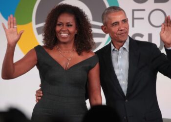 Michelle Obama Says Barack Obama Was Not “Financially Sound” Before Marriage