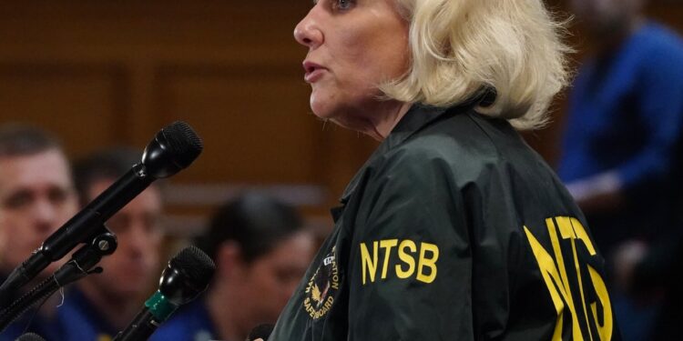 Before a Fatal Helicopter Crash, 2 Midair Breakdowns and Unpaid Bills