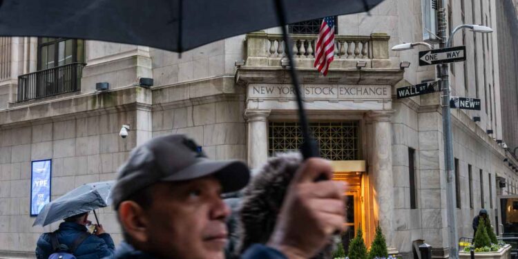 This strategist warned of a selloff in December. He’s watching these two signals to confirm if stocks have bottomed.