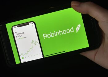 Robinhood shares soar as new crypto stock tokens open doors to overseas investors