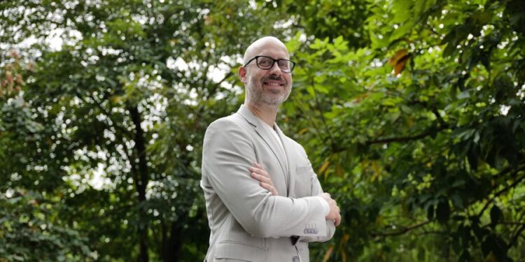 “Carbon Credits Are a Quick Fix—Education Is the Long Game” to Make a Broker Sustainable