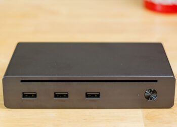 Ugreen’s $160 Thunderbolt dock deal is the best I’ve seen today