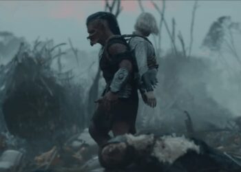 Predator: Badlands Director Confirms the Whole Predator Carrying an Android Idea Was Inspired by Chewbacca Carrying C-3PO in Star Wars | SDCC 2025