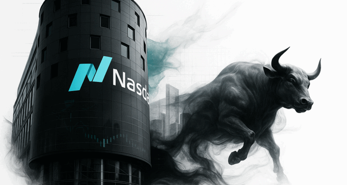 Nasdaq 100: Palantir Soars Pre-Market on Blowout Earnings, Igniting Bullish Stock Market Outlook