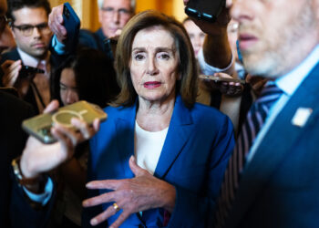 Trump accuses “degenerate” Pelosi of insider trading