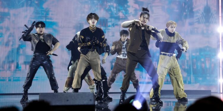 Stray Kids’ Record-Breaking Tour Leads JYP Entertainment Revenue to Surge 126%