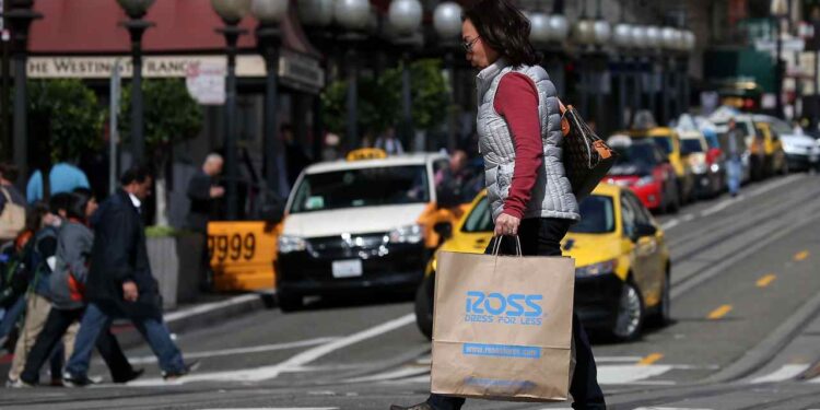 Off-price retailer Ross flashes another sign that consumers are seeking discounts this fall