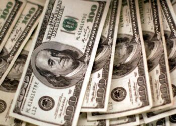 Klarna, backers raise $1.37 billion in oversubscribed IPO