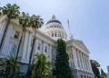 California lawmakers pass bill to expand manufacturing decarbonization projects