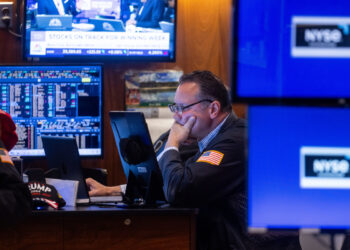 Stock Market Today: Stocks Sag As Last Full Trading Week of Third Quarter Kicks Off