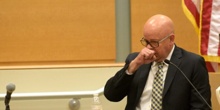 U.S. Justice Department official questions retired FBI agent’s role in $1.4B Sandy Hook lawsuit