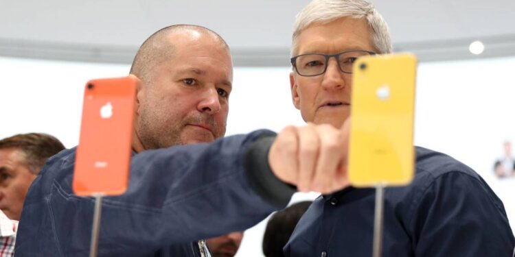 Weekly Market Wrap: Apple up, Electronic Arts soars, and Intel resurfaces