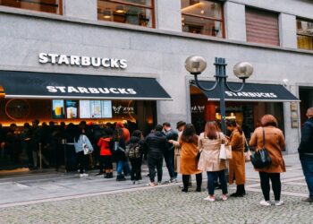 Weekly Market Wrap: First Solar, Amazon lead,  Starbucks slips