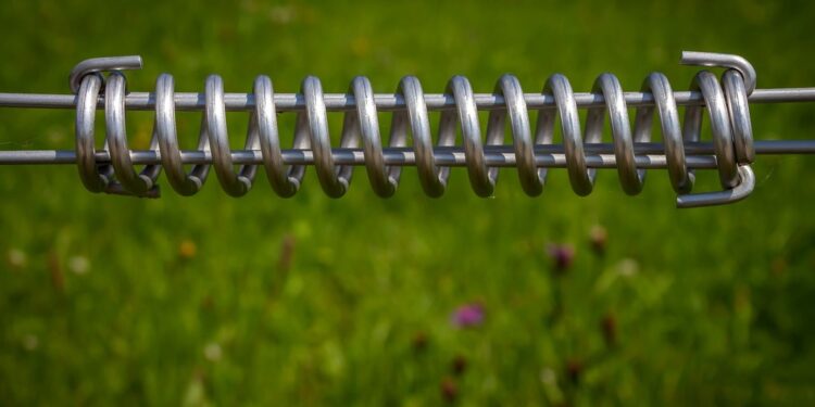 Crypto Markets Today: Privacy Tokens Shine, Majors Stall as Market Consolidates