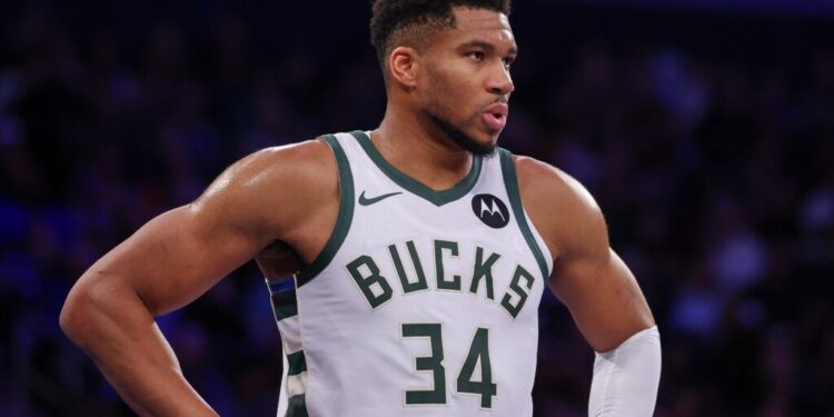 Bucks Urged to ‘Demand’ Lakers’ $53M Star in Potential Giannis Antetokounmpo Trade