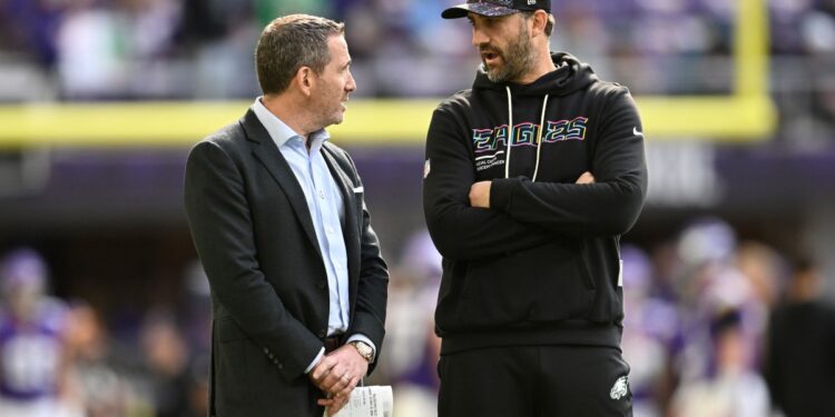 Eagles News: Philadelphia will be looking to get younger on offense