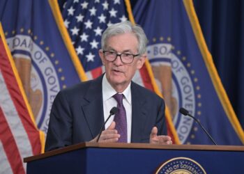 Stock Market Crash in 2026? Fed Chair Jerome Powell Has an Urgent Warning for Investors.