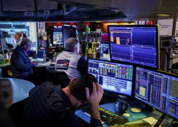 Dow Jones Today | US Stock Market LIVE Updates: Dow bounces 300 points to start the week as oil prices fall back to $95 a barrel