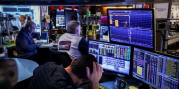 Dow Jones Today | US Stock Market LIVE Updates: Dow bounces 300 points to start the week as oil prices fall back to $95 a barrel