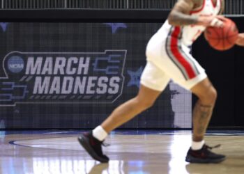 Your March Madness bracket could wreck your stock portfolio — so ‘sit on your hands’ until April 6
