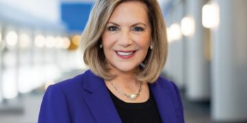 Inspiring Confidence: Disney SVP Maribeth Bisienere’s Approach to Developing Leaders and Enhancing Diversity