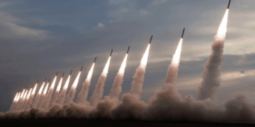 Ballistic missiles launched from Kuwait toward Iran amid 2026 conflict