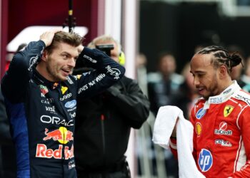 Lewis Hamilton and Max Verstappen’s “wholesome” Canadian GP cooldown room chat sends F1 fans wild