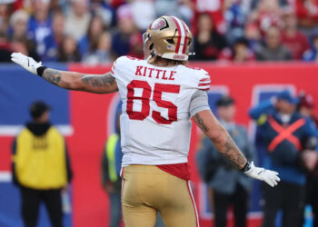 49ers lead NFL with 5 players on top 50 merchandise sales list