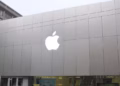 Apple starts testing China’s state-backed memory chips, and Washington is watching