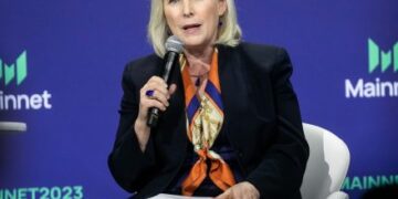 Trump’s Crypto Corruption Puts Centrist Democrats in Bind