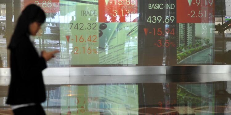 Indonesian stocks stage massive turnaround, hitting bull market status after clocking a five-year low just last month